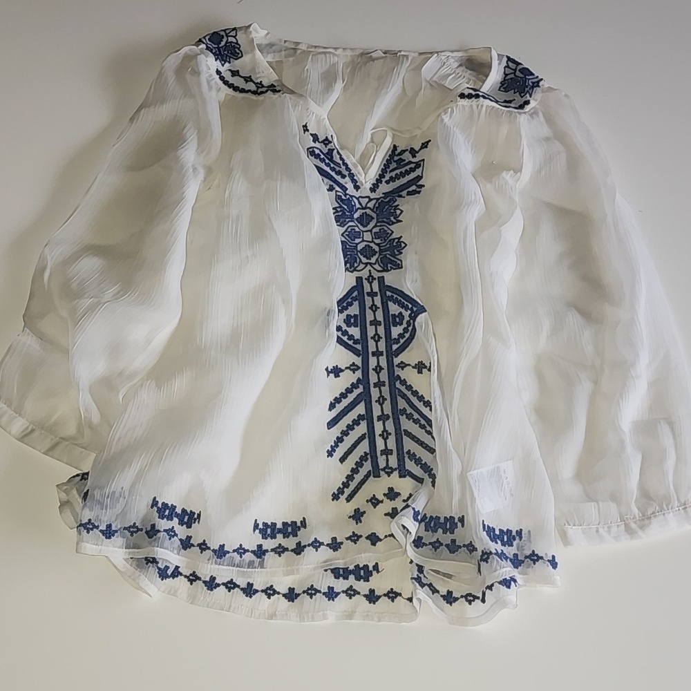 free with any purchase MESH long sleeve top embroidery details size S